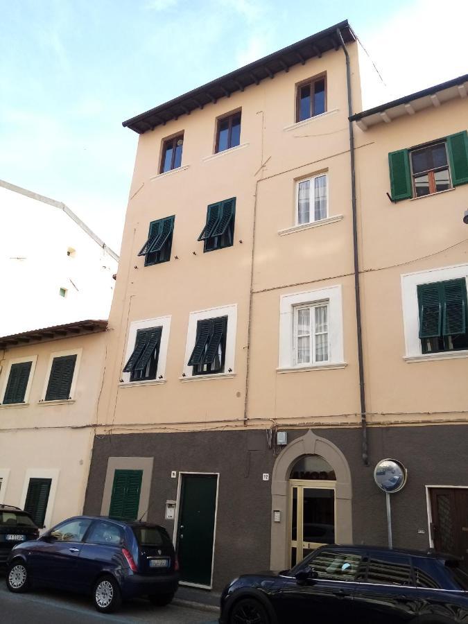 Piccione Marittimo Appartamento Vicinanze Mare Livorno Exterior photo